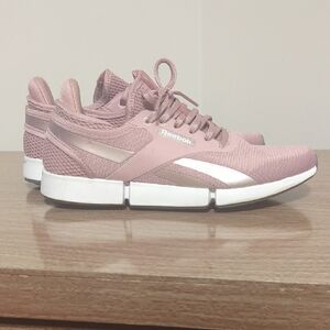 Reebok Women’s Dusty Pink Athletic Training Sneakers